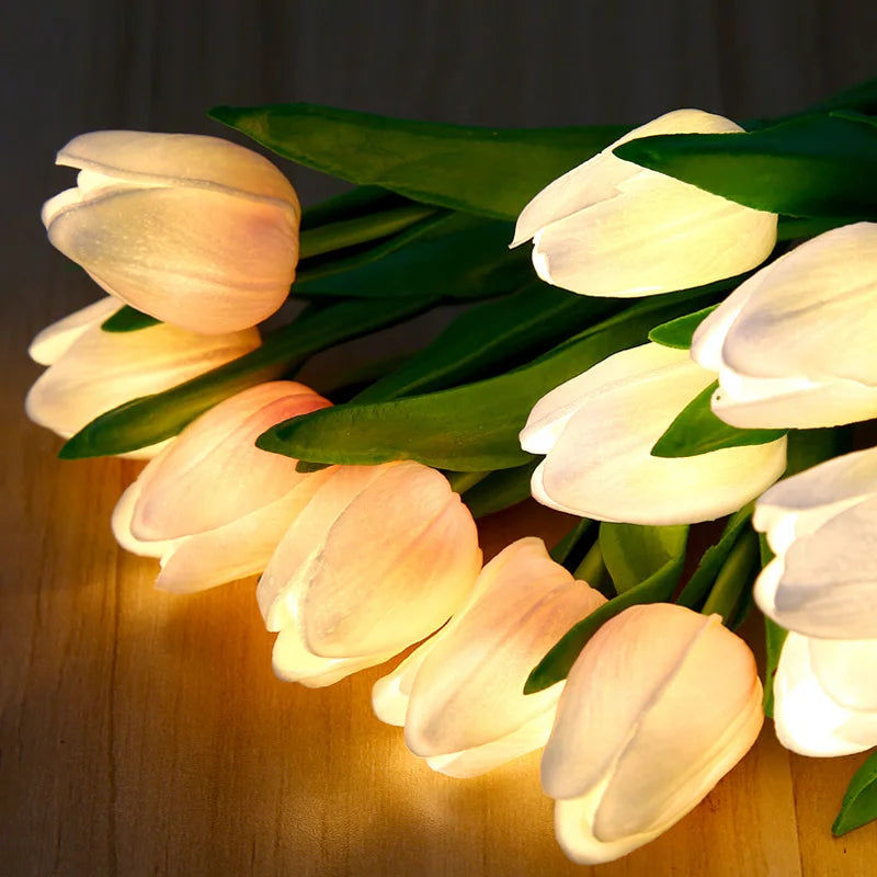 Enchanting LED Tulip Lamp - Romantic Flower Atmosphere Desk Light for Bedroom and Gifts