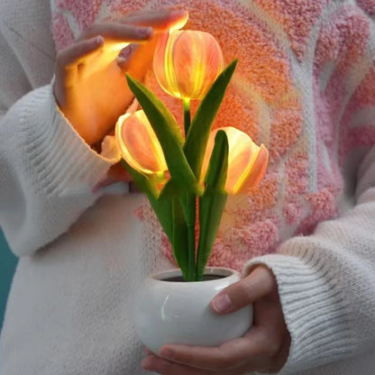 Enchanting LED Tulip Lamp - Romantic Flower Atmosphere Desk Light for Bedroom and Gifts