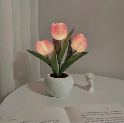 Enchanting LED Tulip Lamp - Romantic Flower Atmosphere Desk Light for Bedroom and Gifts